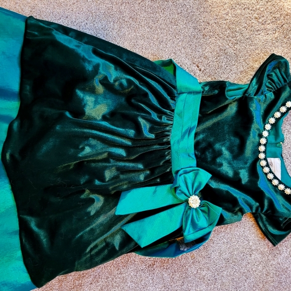 Rare Editions | Dresses | Rare Editions Velvet Green Dress 6x | Poshmark Rare Editions | Dresses | Rare Editions Velvet Green Dress 6x | Poshmark
